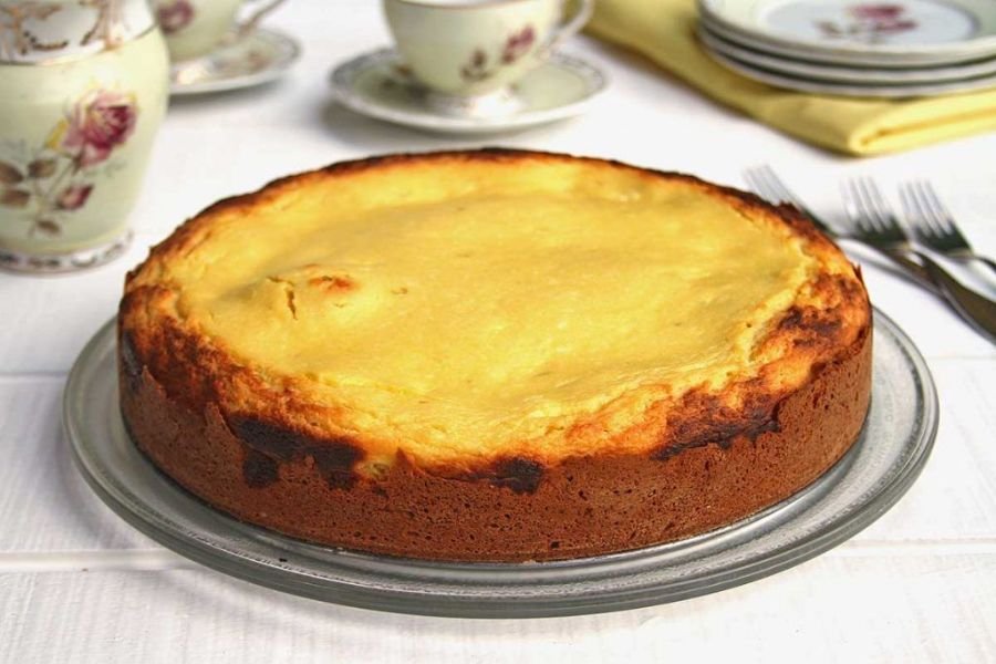 Aprenda a preparar o bolo de queijo alemão